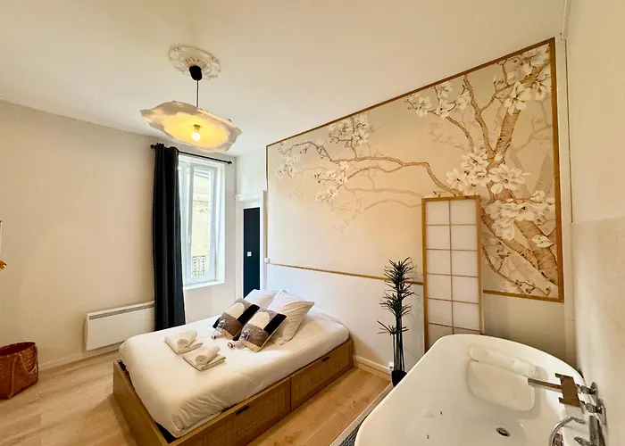 Апартаменты Relax Champagne - Balneo *